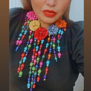 Multi color Necklace